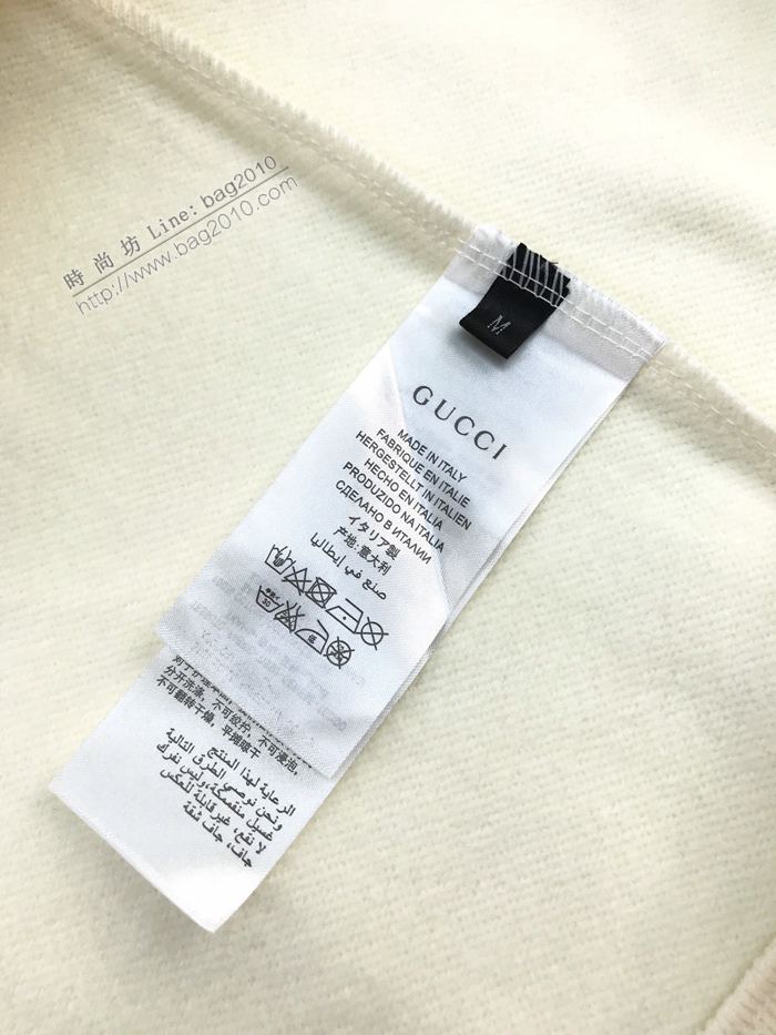 Gucci男裝 古奇2020最新爆款thank印花連帽衛衣 男女同款寬鬆版型 米白色  ydi3125